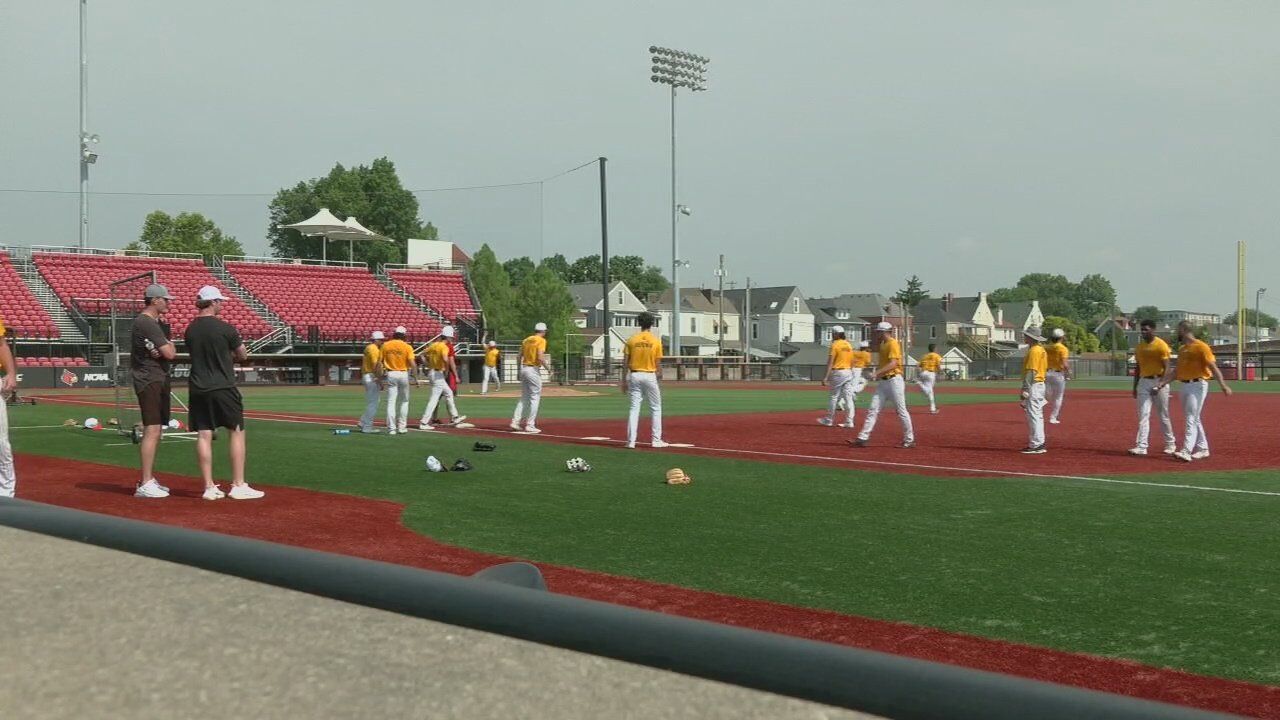 Louisville baseball prepares for 9th Super Regional in 16 years